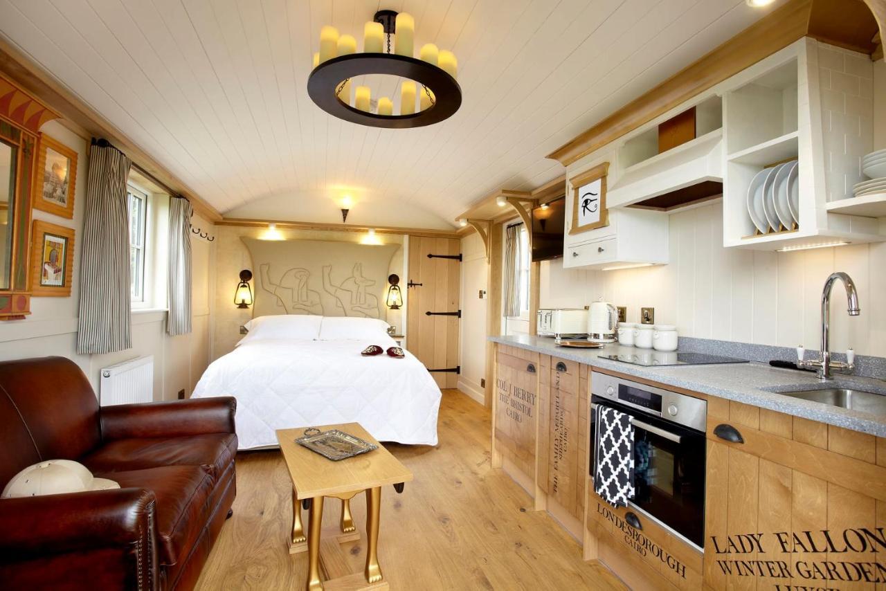 Hornington Manor Luxury Shepherd Huts York Kültér fotó